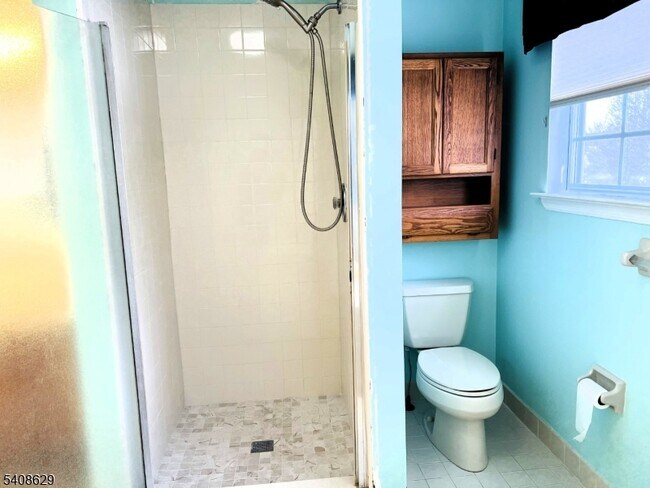 Building Photo - 1802 Scarlett Dr