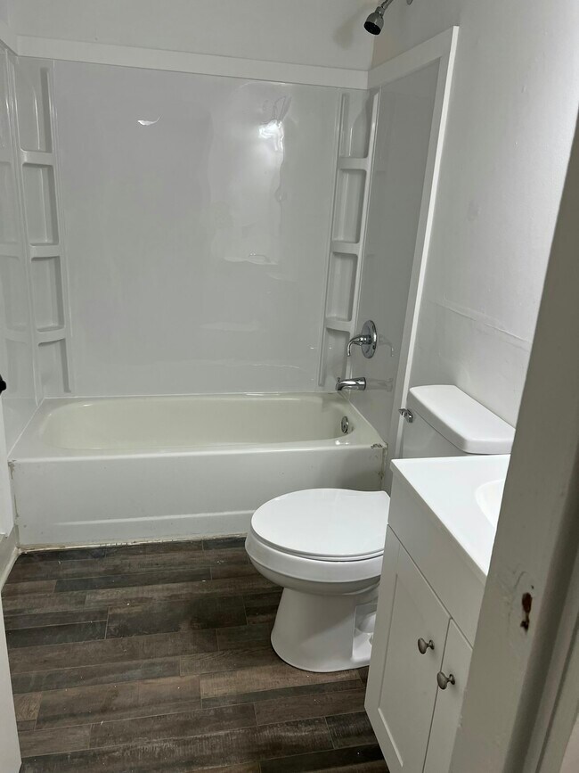 Building Photo - 5120 S Harrison St