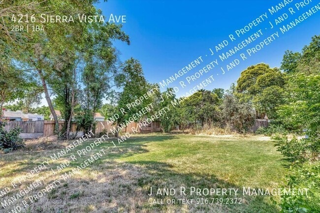 Building Photo - 4216 Sierra Vista Ave