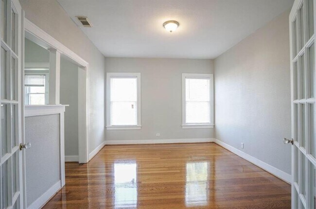Building Photo - 1603 Oakdale St
