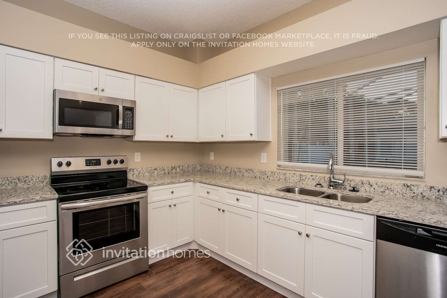 Building Photo - 13032 St Filagree Dr