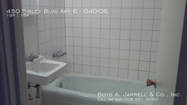 Primary Photo - 450 Sibley Blvd