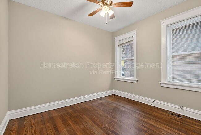 Building Photo - 6716 Crest Ave