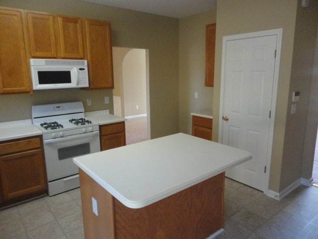 Building Photo - 2206 Howell Farms Point NW