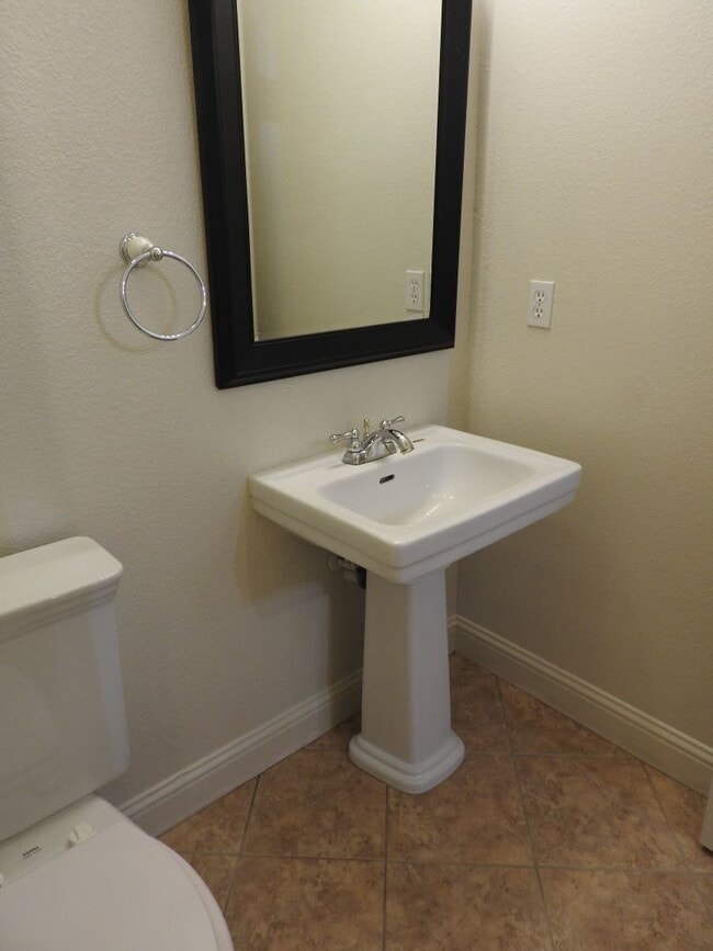 Building Photo - 300 Harvest Sky Ct