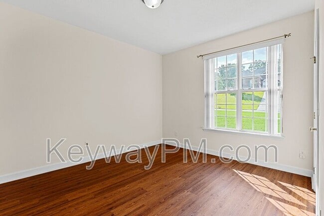 Building Photo - 619 Archard Dr