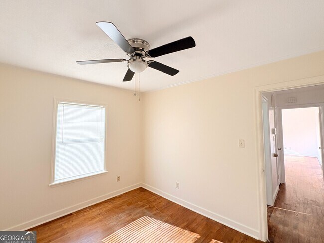 Building Photo - 600 Margaret St