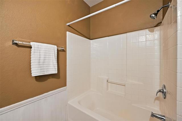 Building Photo - 12500 Cottageville Ln