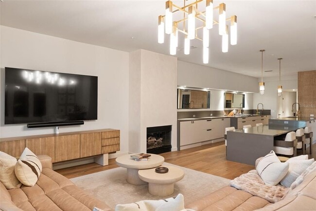 Building Photo - 1123 Abbeys Way