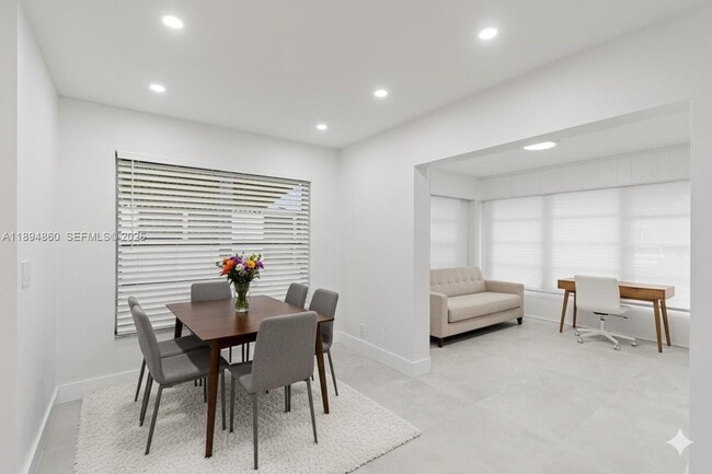 Building Photo - 8631 NW 12th St