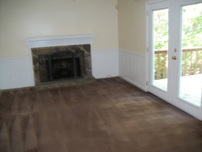 Building Photo - 5979 Eton Ct