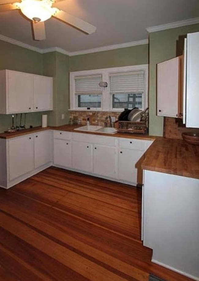 Building Photo - 705 W 3rd St