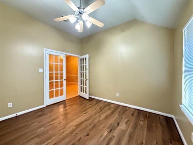 Building Photo - 11115 Creekline Green Ct
