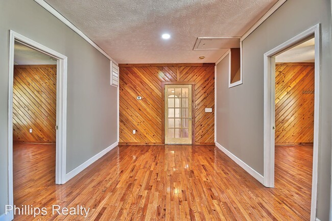Building Photo - 4 br, 2 bath House - 6912 Bay Road