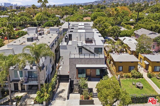 Building Photo - 1159 N Formosa Ave