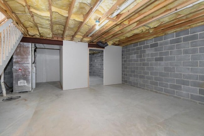 Building Photo - 57 Nottingham Dr