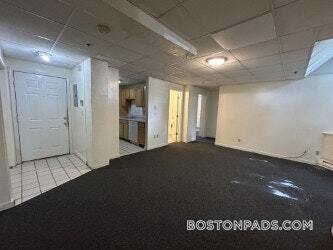 Building Photo - 1209 Boylston St