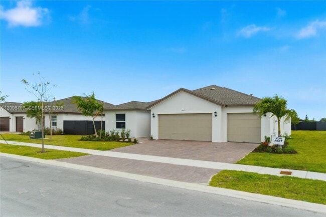 Building Photo - 17435 SW 285th St