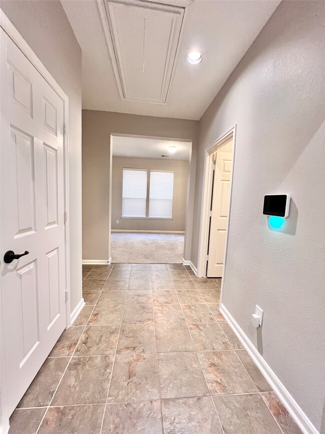 Building Photo - 2906 Coastal Prairie Ln