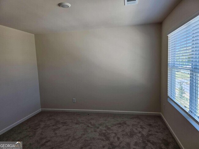 Building Photo - 45 Embry Blvd