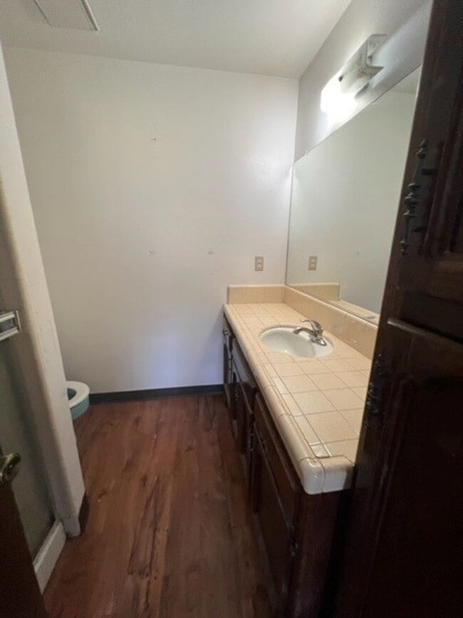 Building Photo - 3627-3633 S Shady St