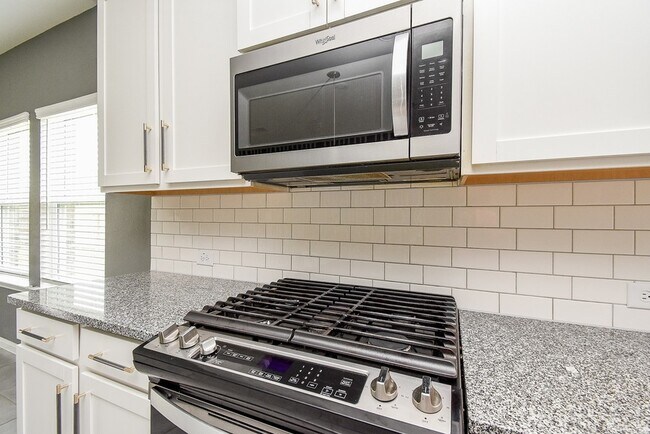 Building Photo - 21502 Carbone Ln