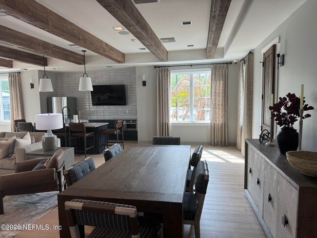 Building Photo - 15512 Whispering Fir Dr