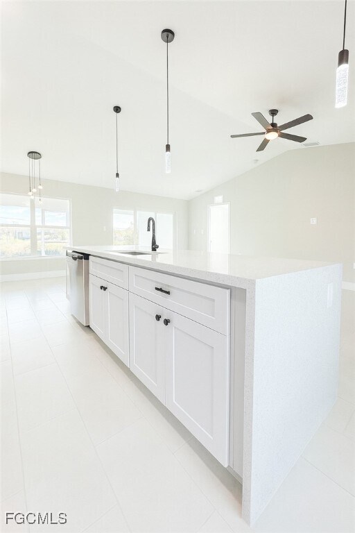 Building Photo - 112 NW 23rd Ave