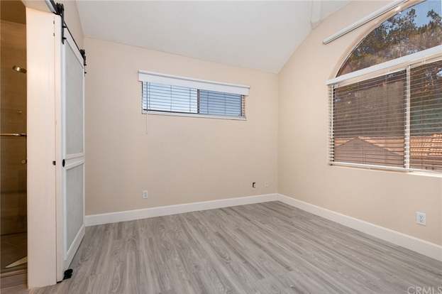 Building Photo - 13133 Le Parc Blvd