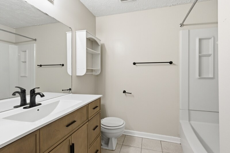 Building Photo - 19 Hoban Ct