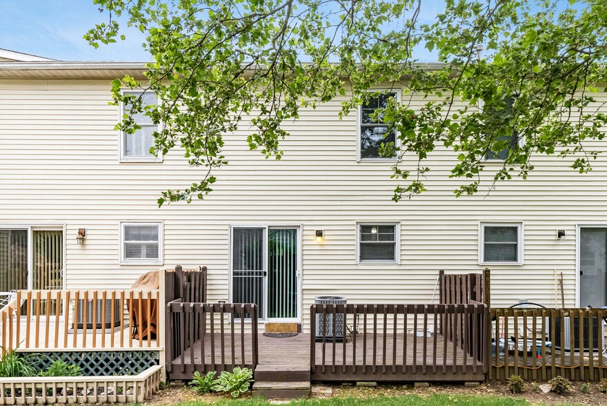Building Photo - 7897 Kirkby Ct