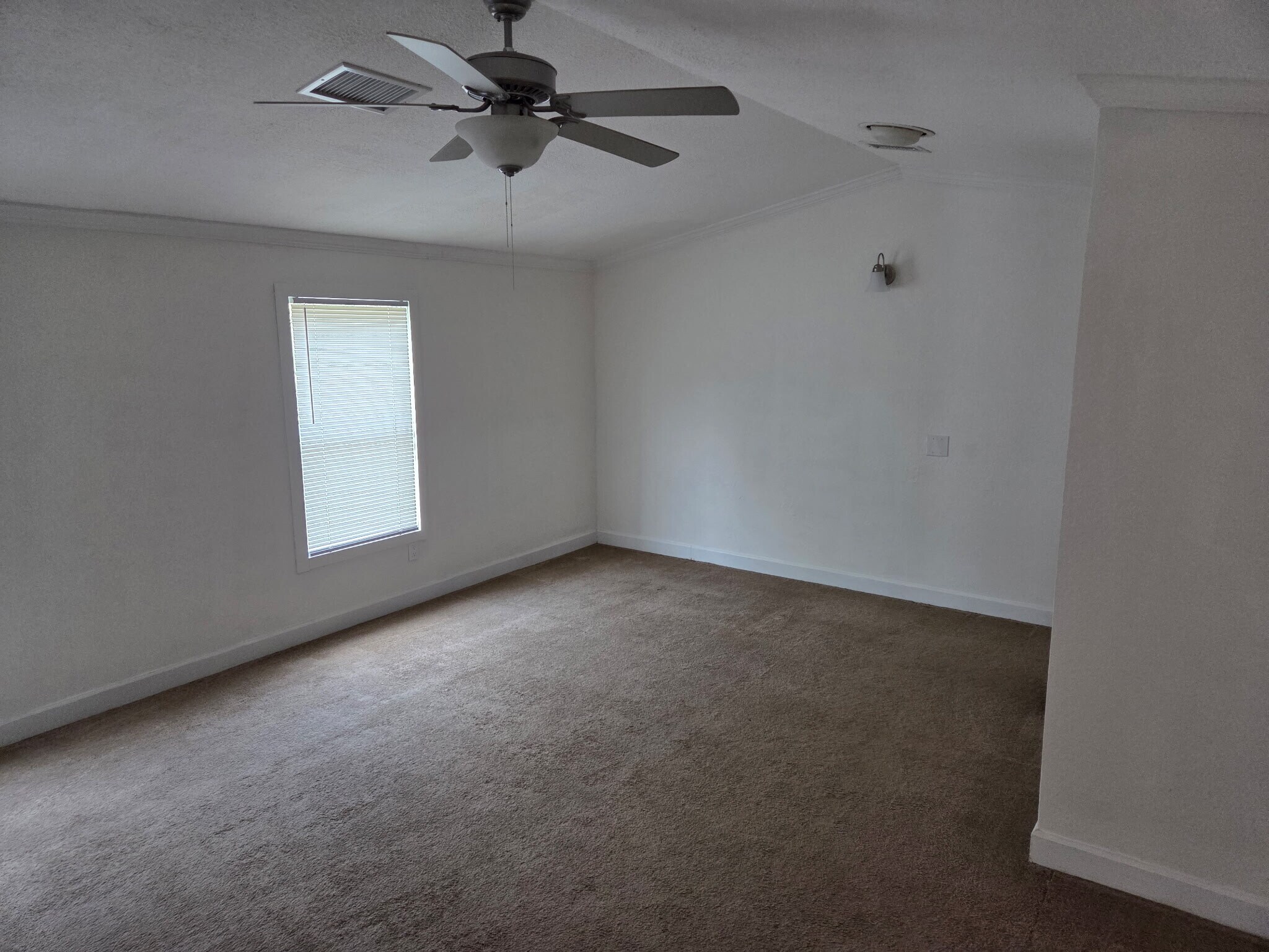 Building Photo - 17014 Meridian Blvd