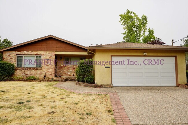 Building Photo - Terra Linda Home, 3-bedroom, 2-bath, singl...