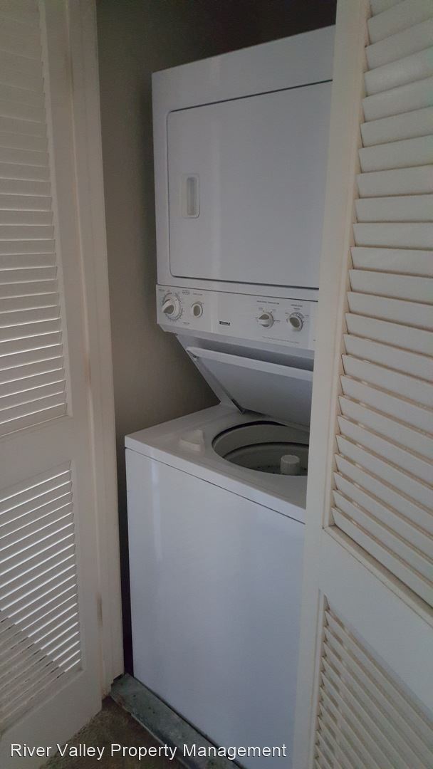 Building Photo - 2 br, 1 bath House - 351 Del Verde Circle #4