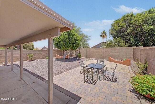 Building Photo - 6602 W Desert Hollow Dr