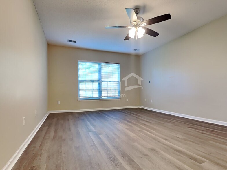 Building Photo - 161 Wildberry Ln