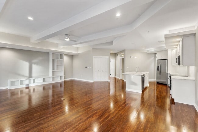 Building Photo - $1200 off a 12 month lease