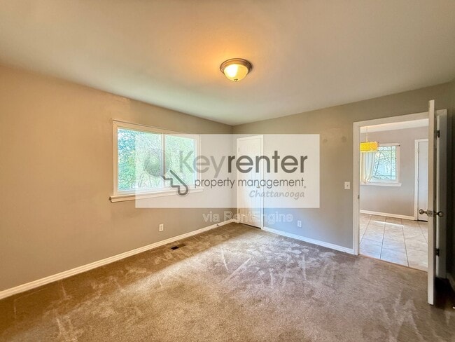 Building Photo - 7813 Holiday Hills Cir