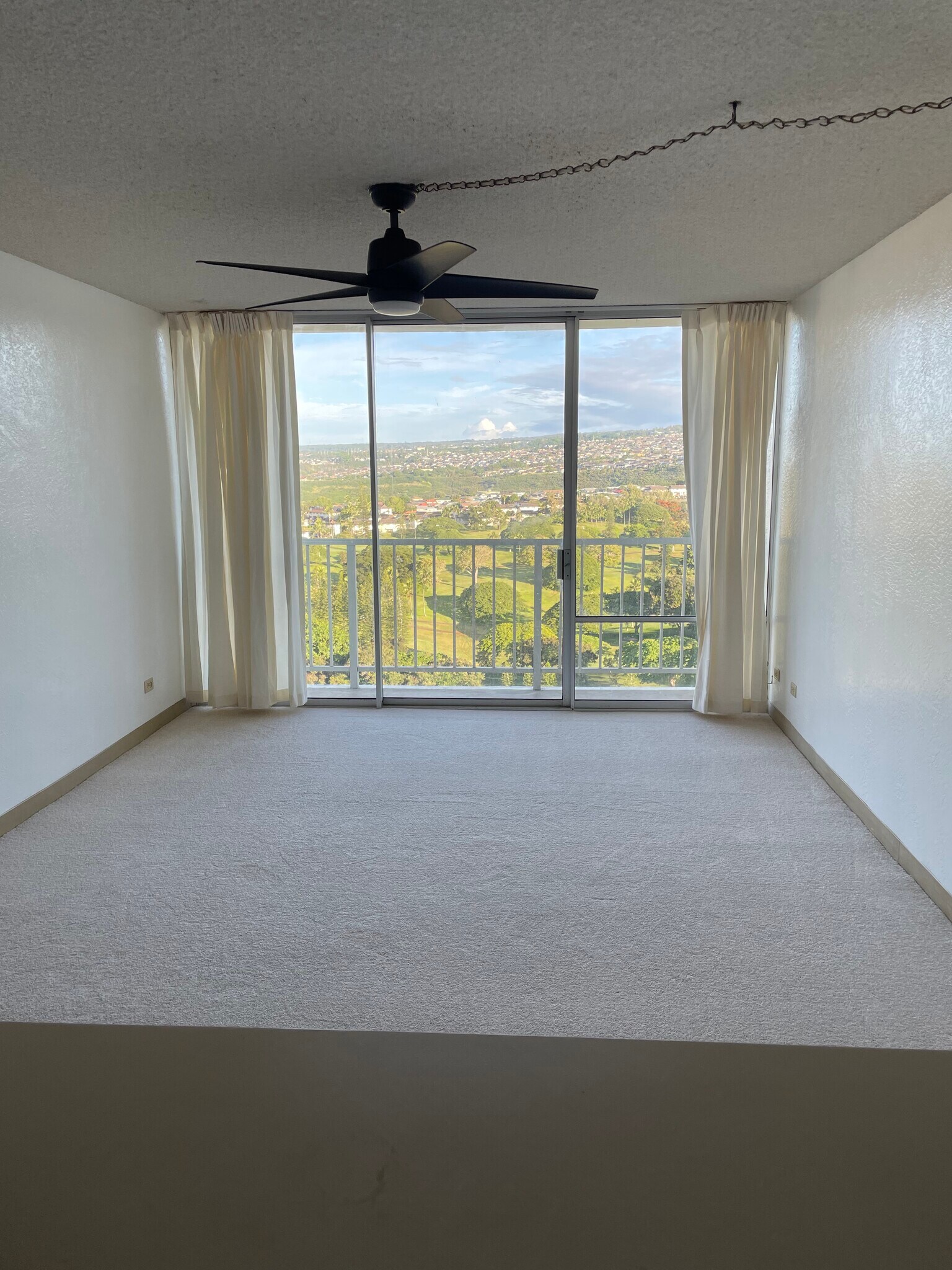 Building Photo - 98-410 Koauka Loop