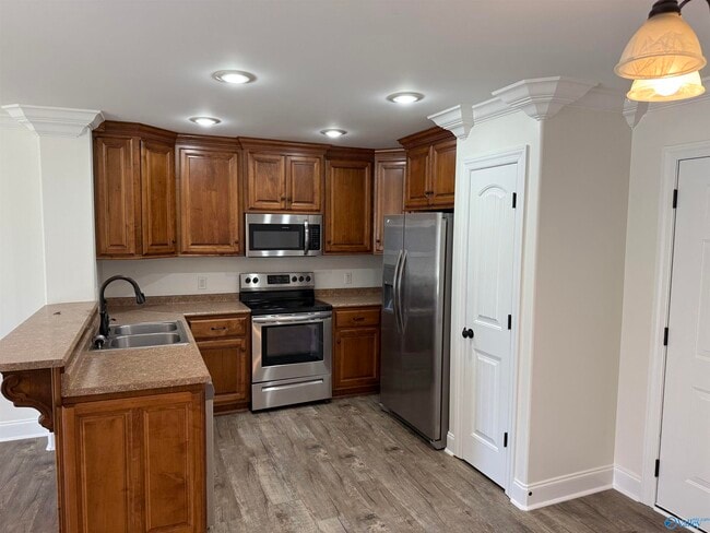 Building Photo - 28225 Cedar Hill Rd