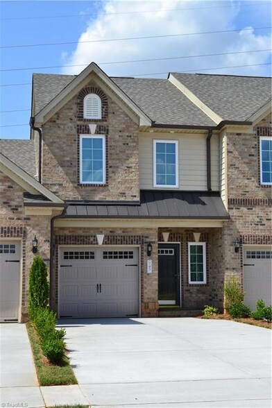 Primary Photo - 3836 Thistleberry Rd