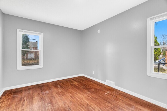 Building Photo - 13955 Prevost St