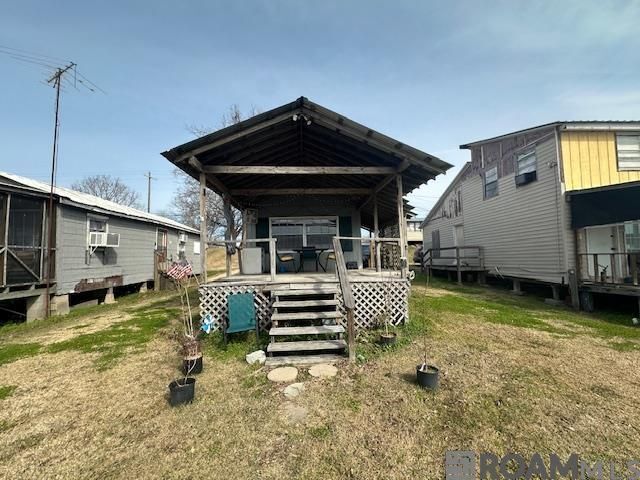 Building Photo - 6871 Island Rd