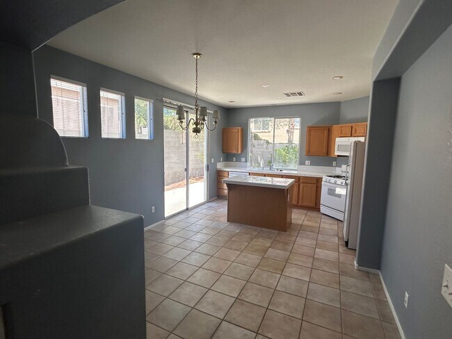 Building Photo - Beautiful Summerlin Home