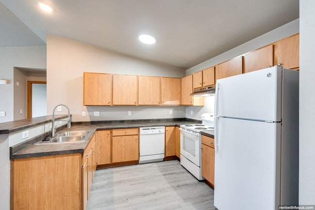 Interior Photo - The District