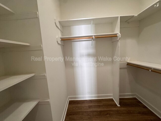 Building Photo - 7310 Caversham Way