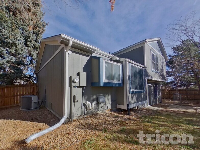 Building Photo - 4290 S Halifax Way