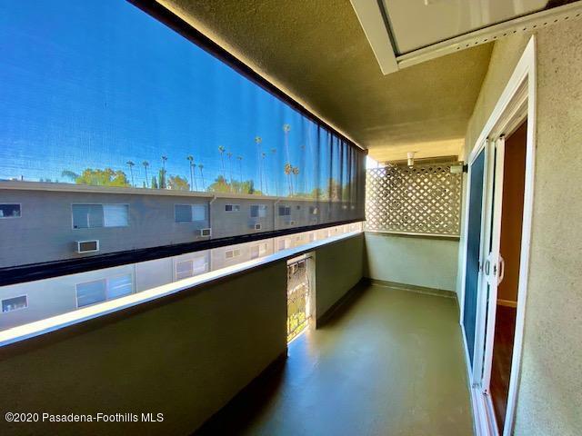 Building Photo - 580 N Los Robles Ave