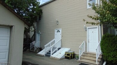 Building Photo - 26 Harrison St
