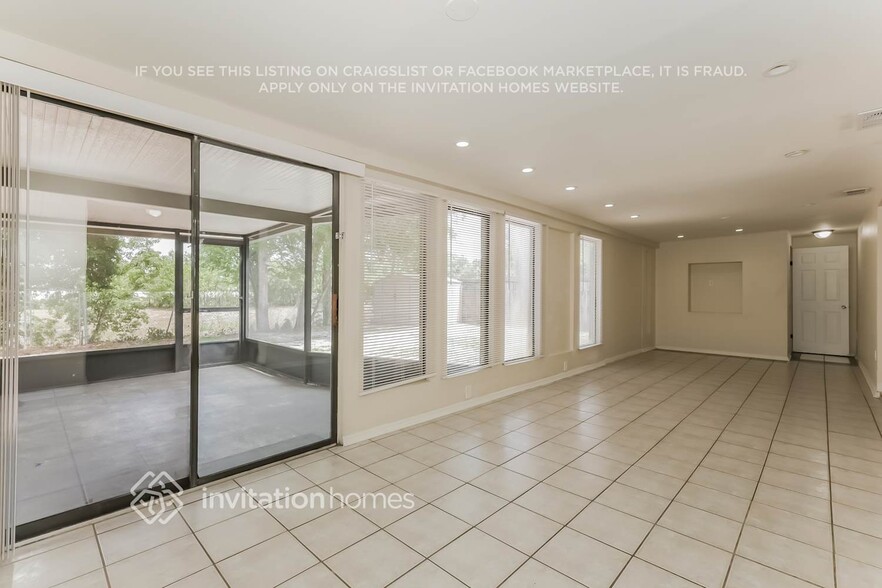 Building Photo - 8512 Misty River Ct